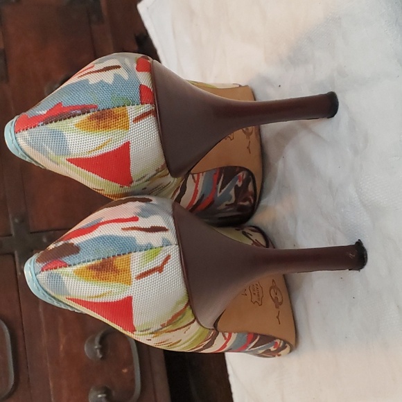 Joey abstract print canvas and leather pumps - Picture 5 of 5